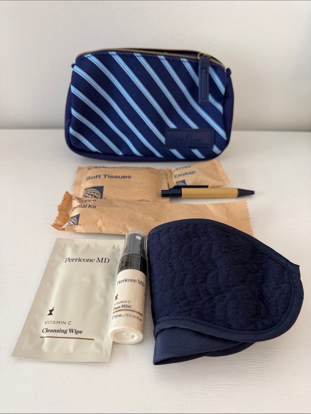 United Airlines inflight amenity Brooks Brothers